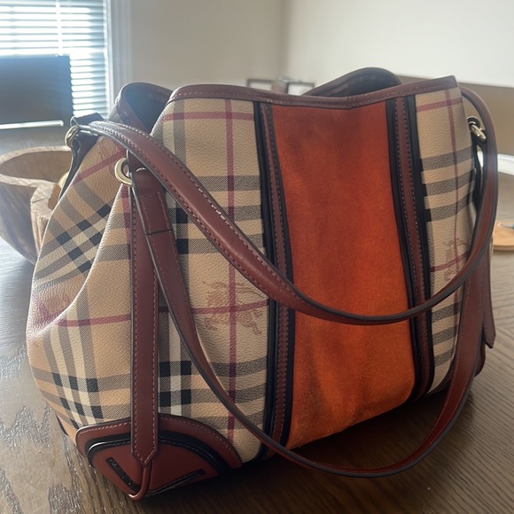 Authentic Burberry orange suede and nova bag - Picture 7 of 7